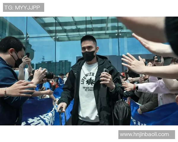 陈盈骏全场表现出色下半场独得10分助力球队逆转胜利